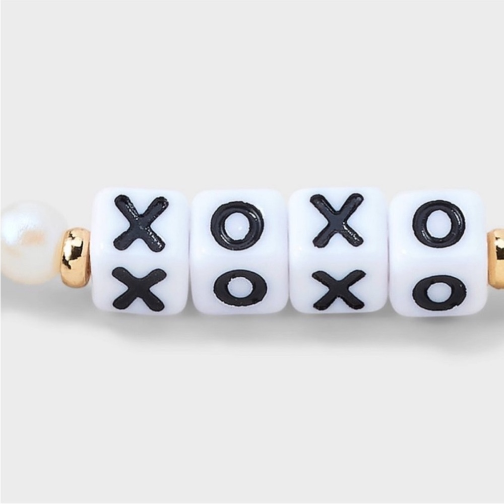 Little Words Project—Pink Beaded XOXO Bracelets - Picture 3 of 4